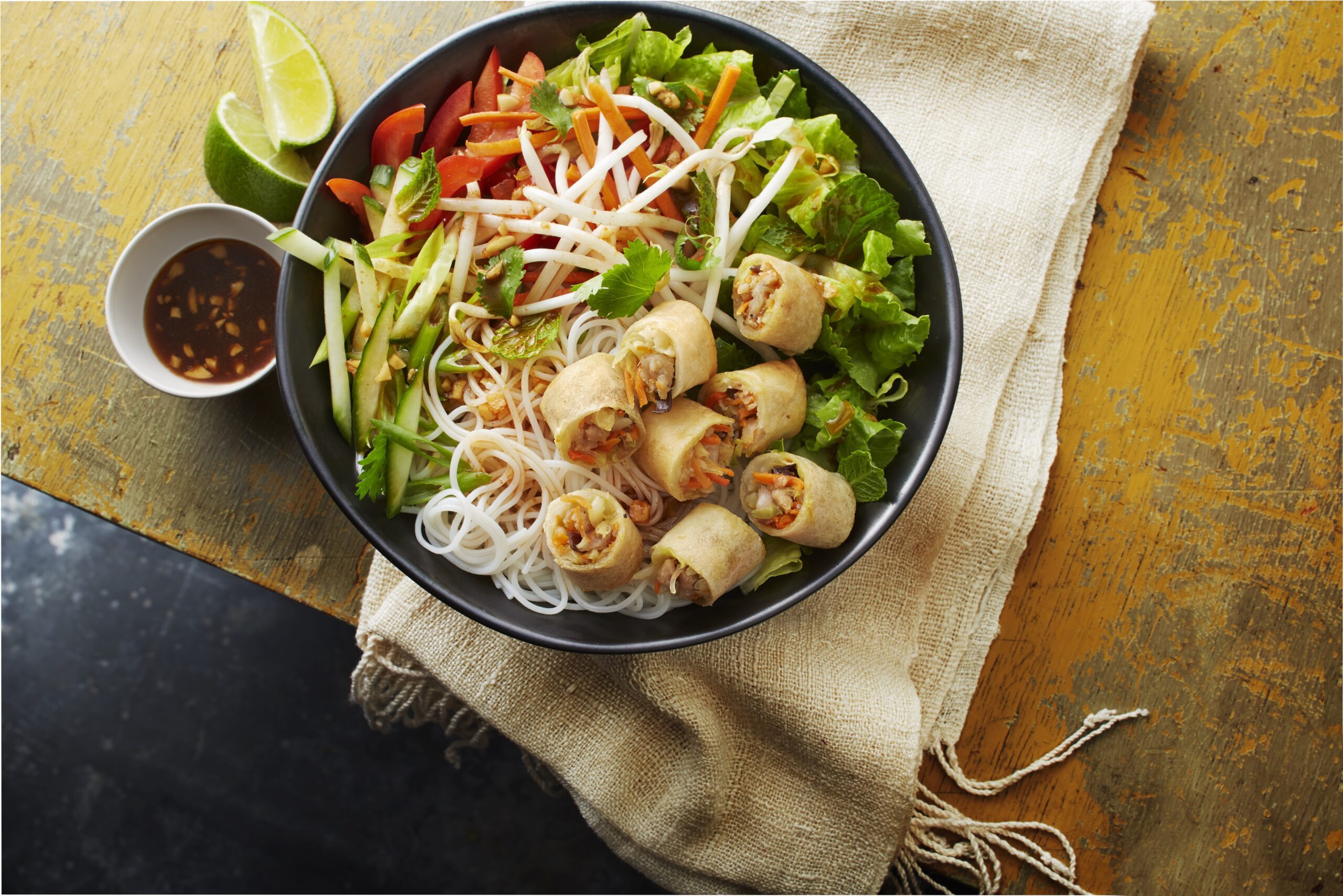 Chicken Spring Roll Salad with Sauce