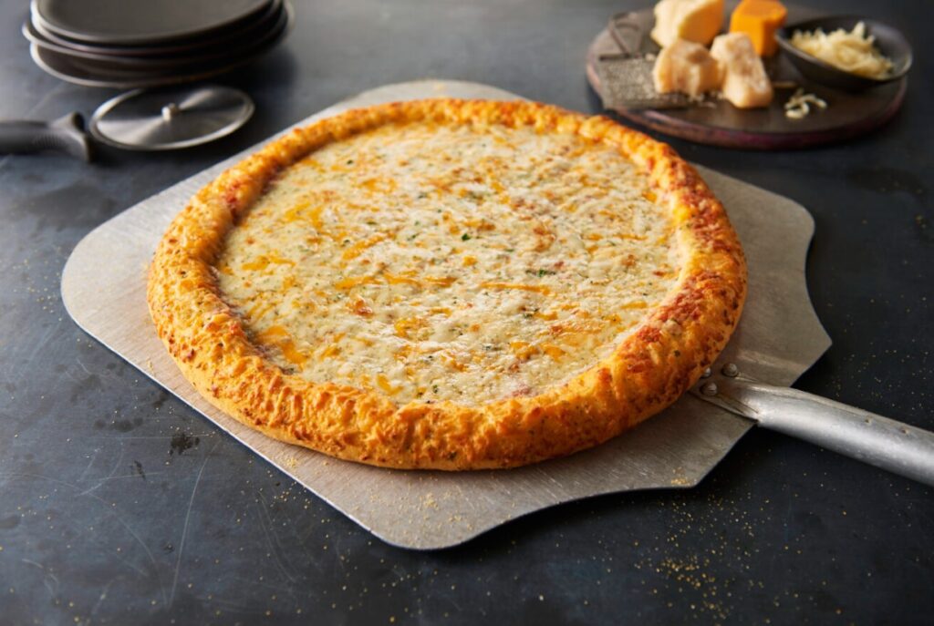VILLA PRIMA® 16" FOUR CHEESE PIZZA