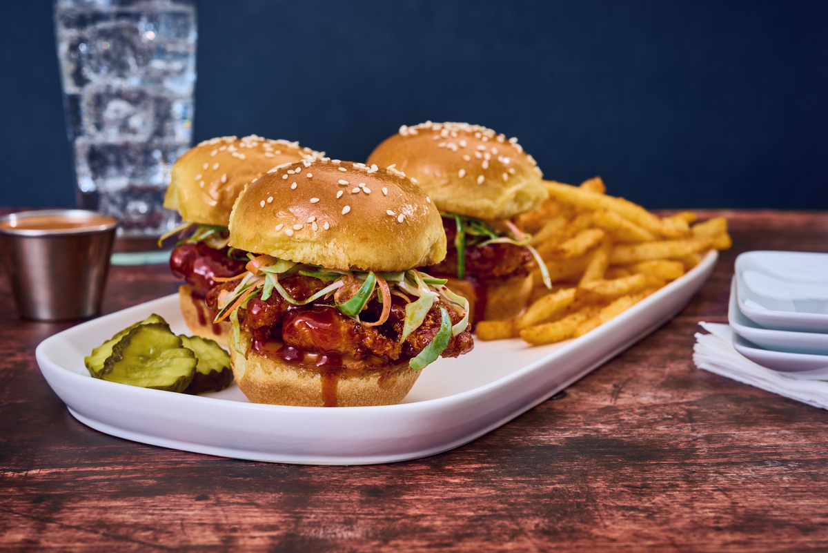 Bibigo crunchy chicken sweet and spicy sliders